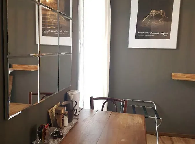 ベッド・アンド・ブレックファスト Garni Giacometti 2*