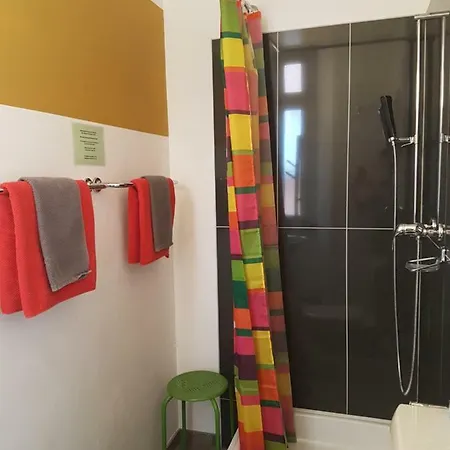 Bed & Breakfast Garni Giacometti